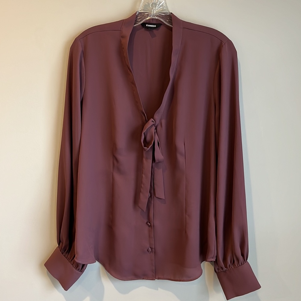 Express tie front blouse